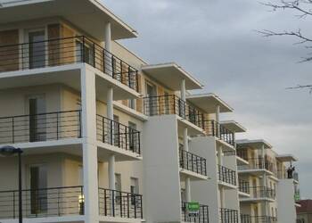 4253615c - Attribut alt par défaut.