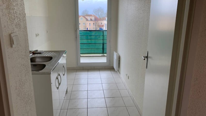 4253615d - Attribut alt par défaut.