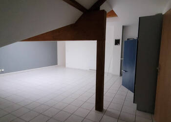 48771355b - Attribut alt par défaut.