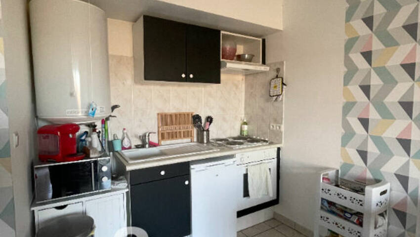 4255191c - Attribut alt par défaut.