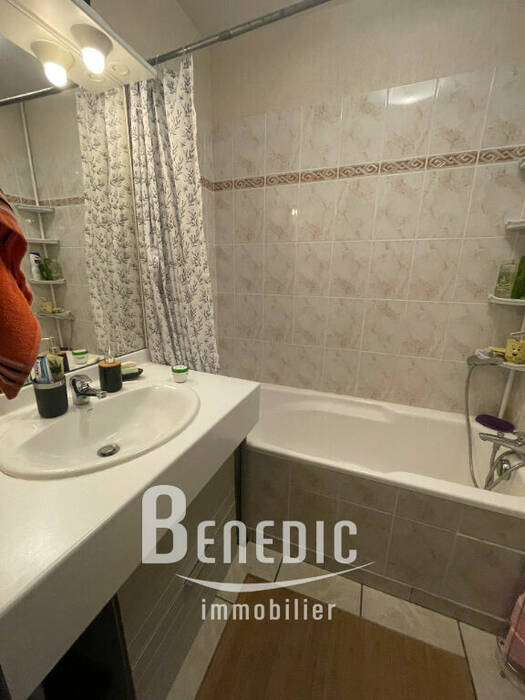 4255191g - Attribut alt par défaut.