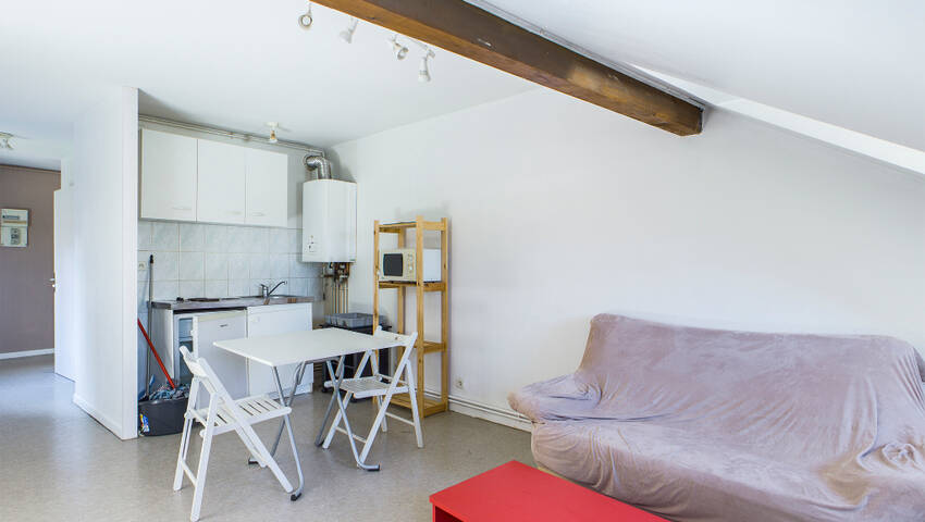 4253775a - Attribut alt par défaut.