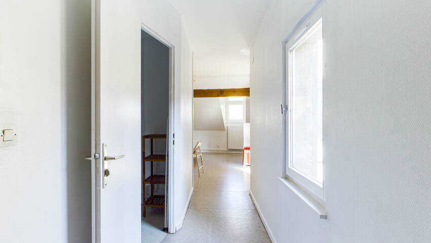 4253775e - Attribut alt par défaut.