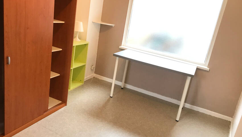 4253775g - Attribut alt par défaut.