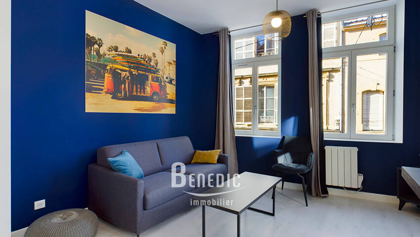 49085686b - Attribut alt par défaut.