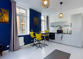 49085686c - Attribut alt par défaut.