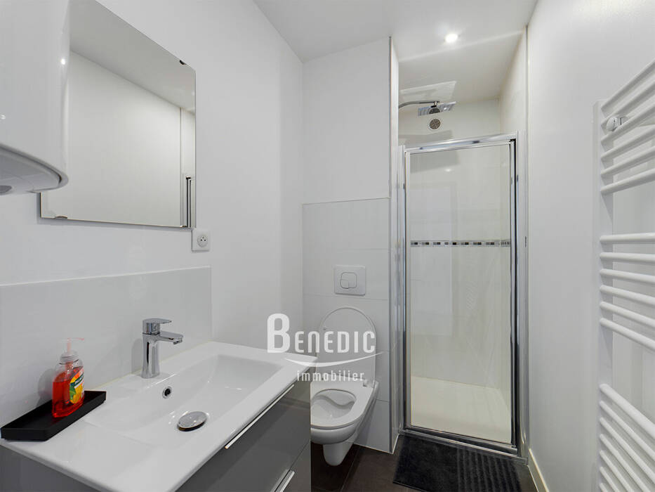 49085686g - Attribut alt par défaut.