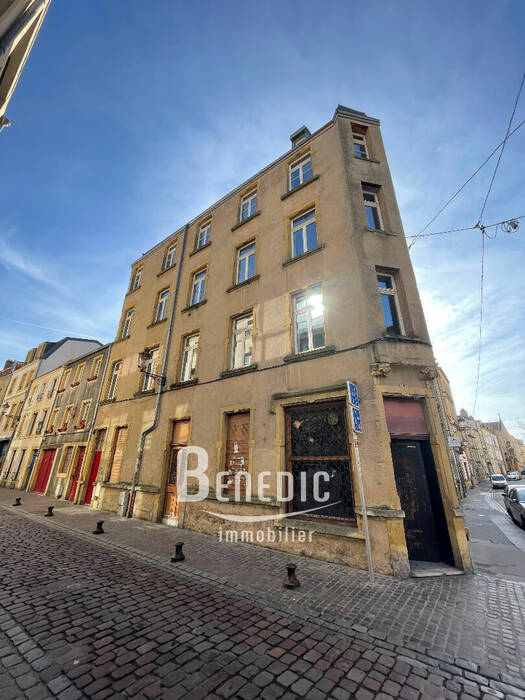 49085686h - Attribut alt par défaut.