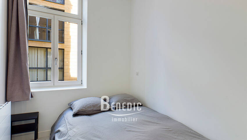 49085686e - Attribut alt par défaut.