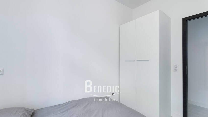 49085686f - Attribut alt par défaut.