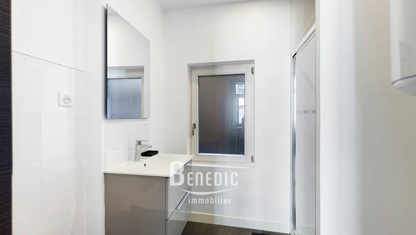 49085629e - Attribut alt par défaut.