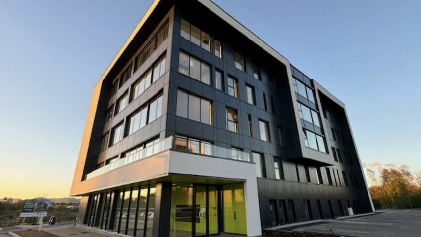 49091102a - Attribut alt par défaut.