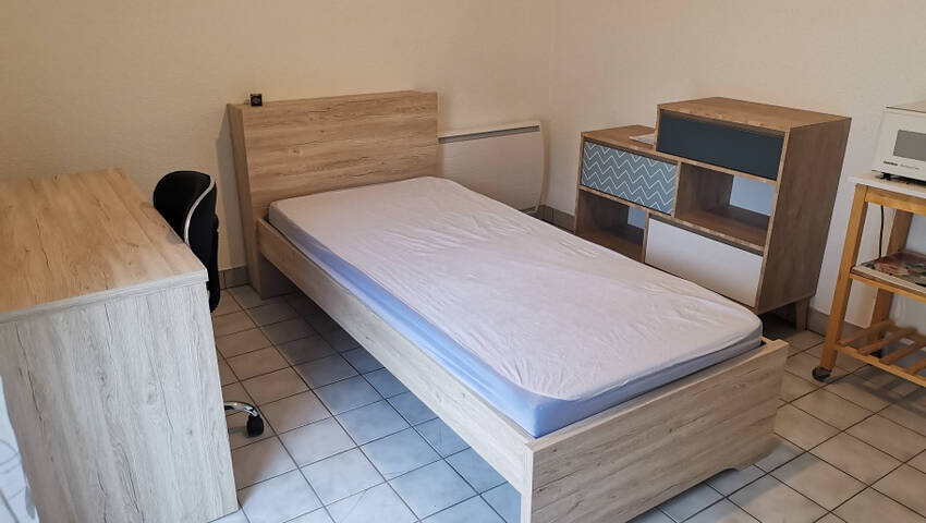 35750986d - Attribut alt par défaut.