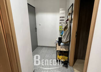 49163061c - Attribut alt par défaut.