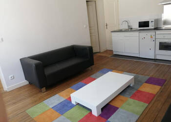 4281477c - Attribut alt par défaut.