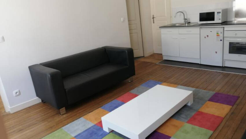 4281477c - Attribut alt par défaut.