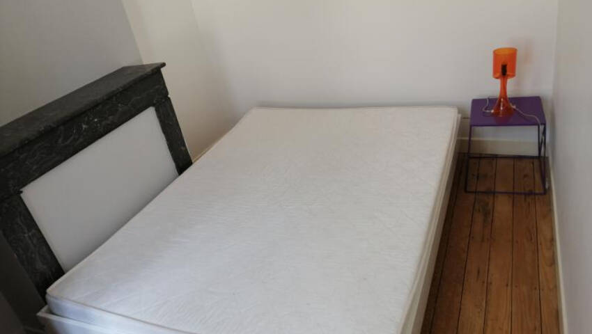 4281477f - Attribut alt par défaut.