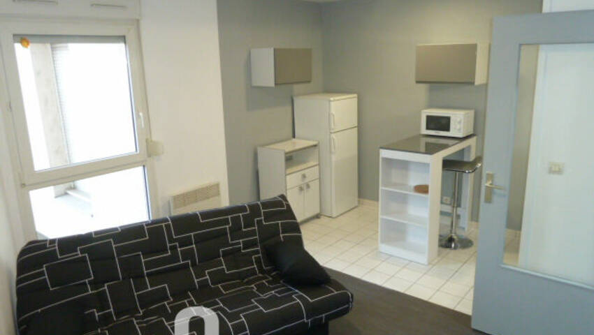 49300162d - Attribut alt par défaut.