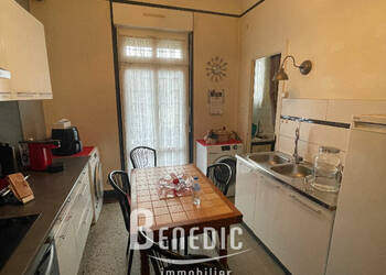 18748020b - Attribut alt par défaut.