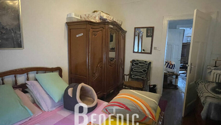 18748020j - Attribut alt par défaut.