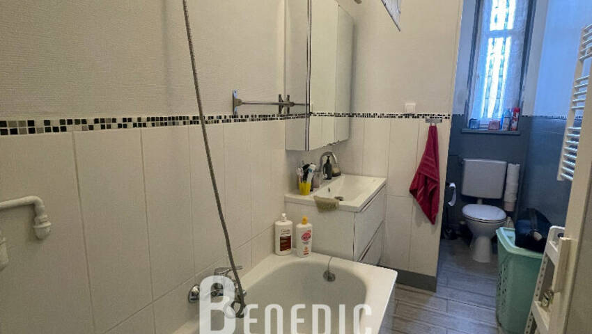 18748020k - Attribut alt par défaut.