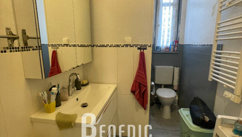 18748020l - Attribut alt par défaut.