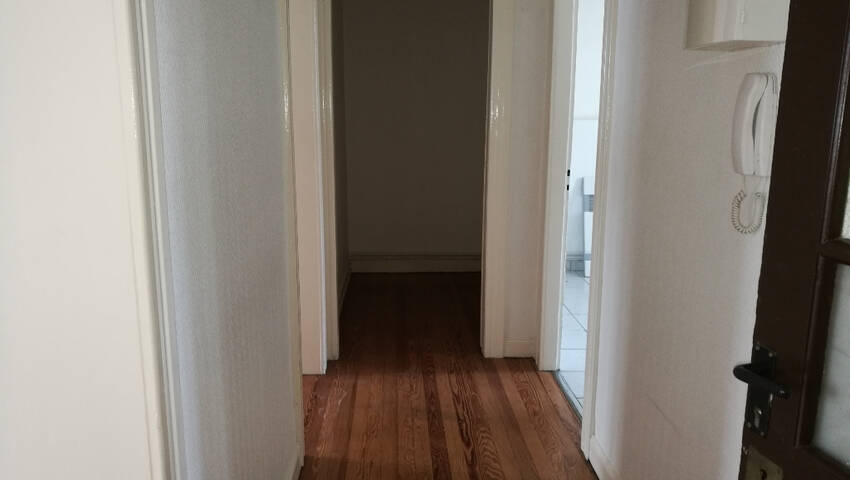 7004398d - Attribut alt par défaut.