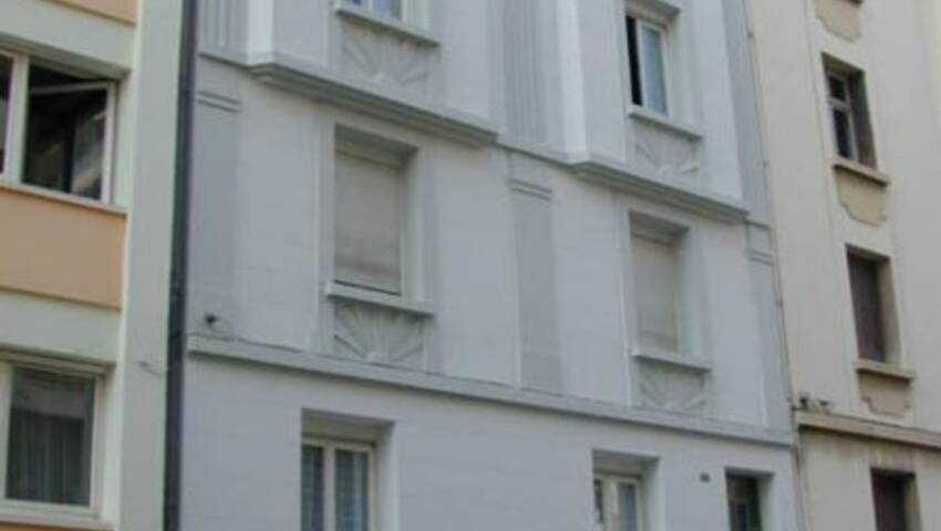 7004398e - Attribut alt par défaut.