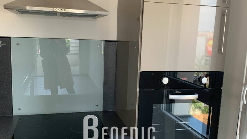 49389400d - Attribut alt par défaut.