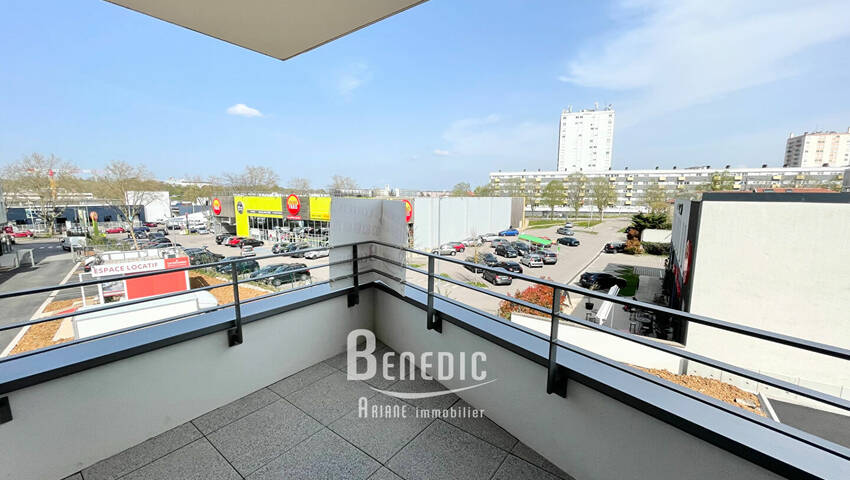 49389400h - Attribut alt par défaut.