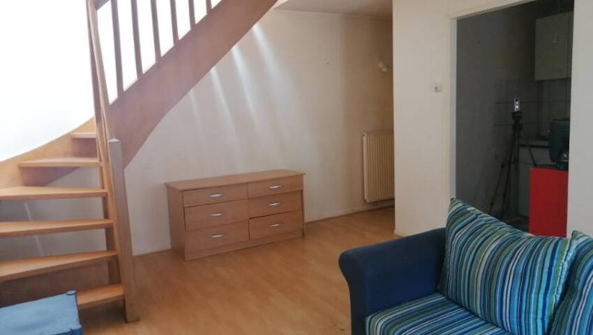 4253777a - Attribut alt par défaut.