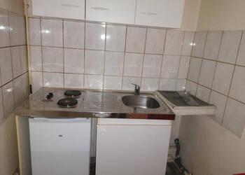 4253777c - Attribut alt par défaut.