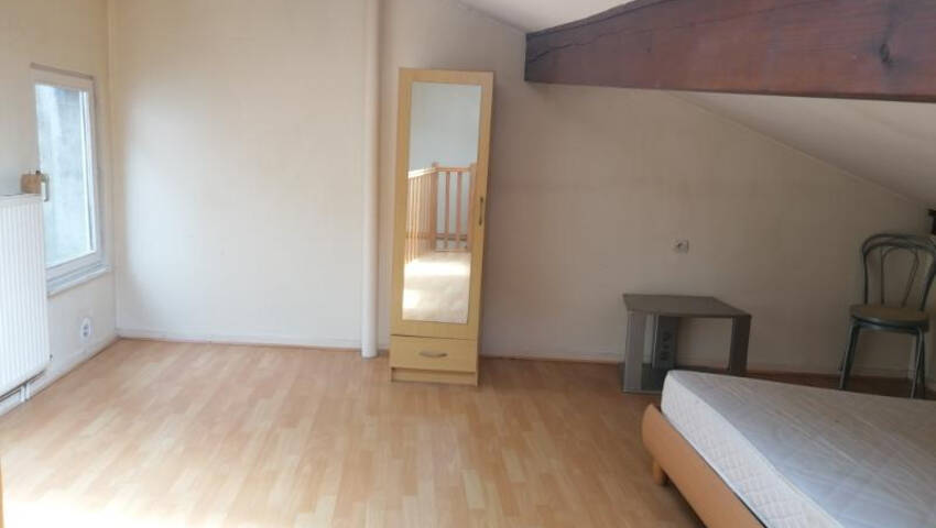 4253777g - Attribut alt par défaut.