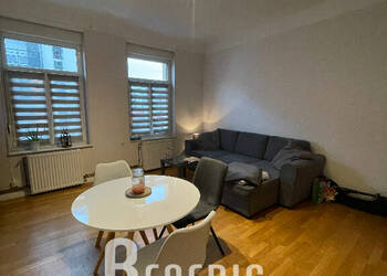 4252877a - Attribut alt par défaut.