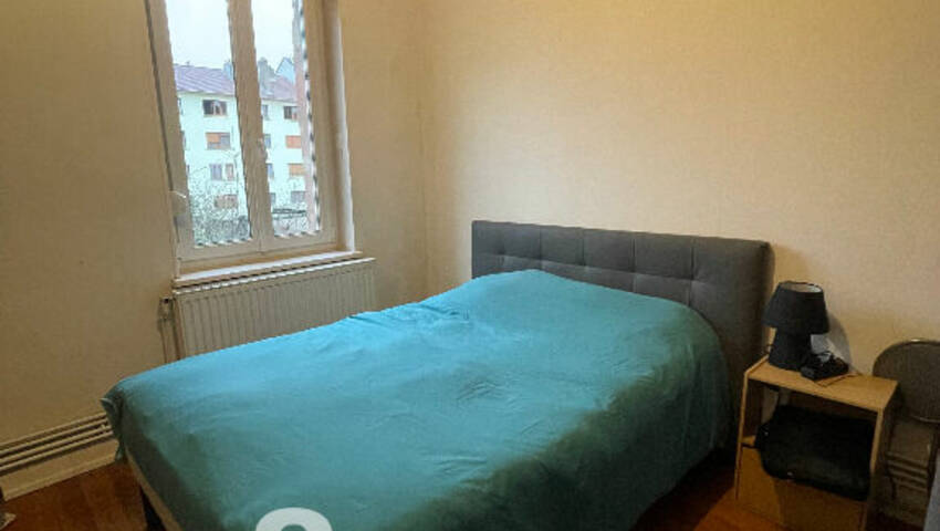 4252877f - Attribut alt par défaut.