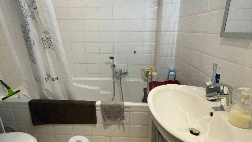 4252877h - Attribut alt par défaut.