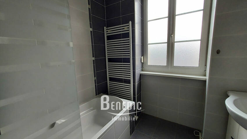 49657779e - Attribut alt par défaut.