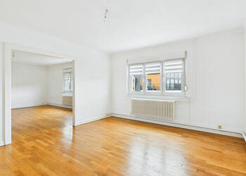 4247404a - Attribut alt par défaut.