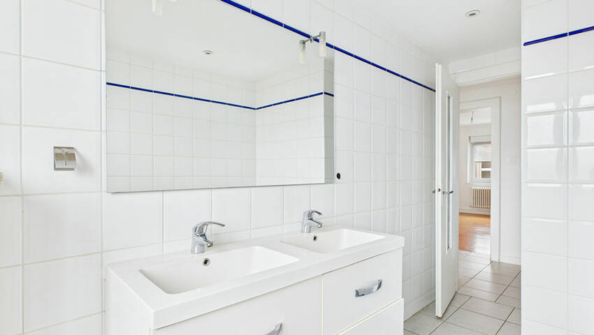 4247404j - Attribut alt par défaut.