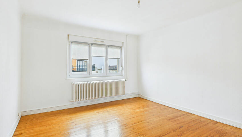 4247404m - Attribut alt par défaut.