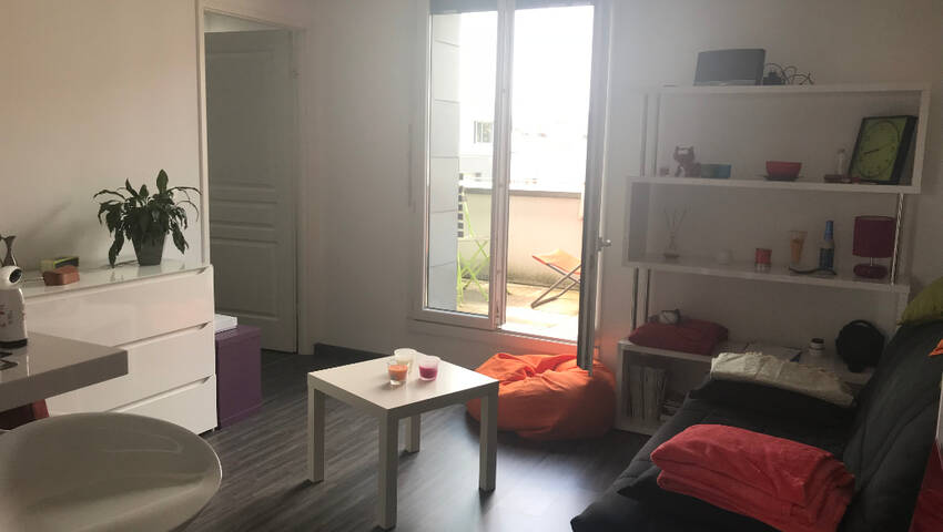 28325090a - Attribut alt par défaut.