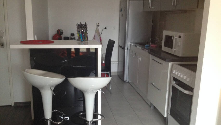 28325090c - Attribut alt par défaut.