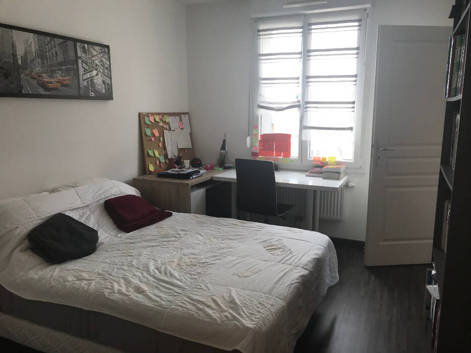 28325090d - Attribut alt par défaut.