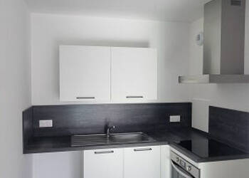 49691534b - Attribut alt par défaut.