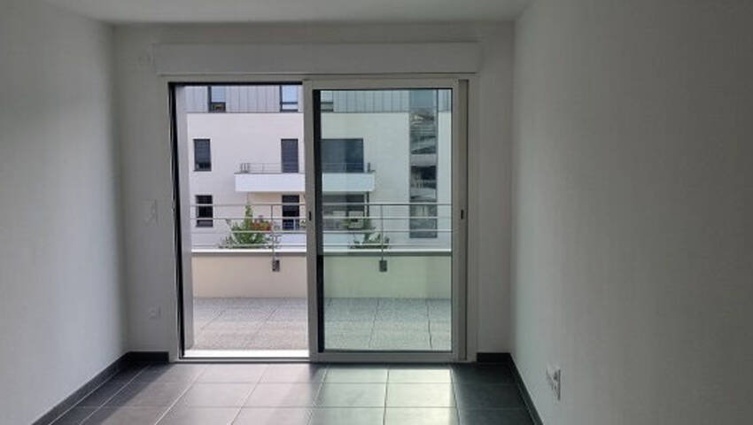 49691534e - Attribut alt par défaut.