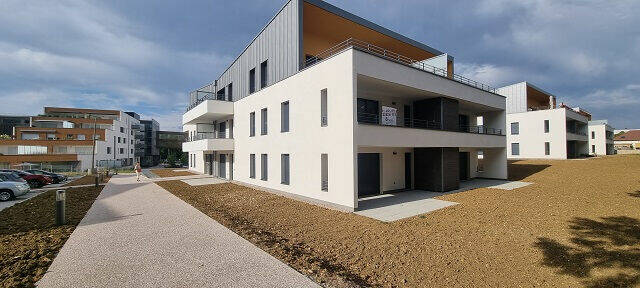 49691534j - Attribut alt par défaut.