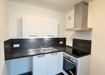 49691534b - Attribut alt par défaut.