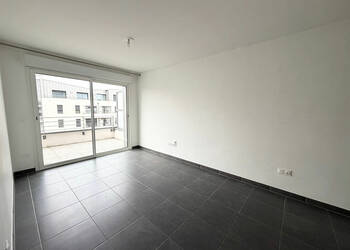 49691534c - Attribut alt par défaut.