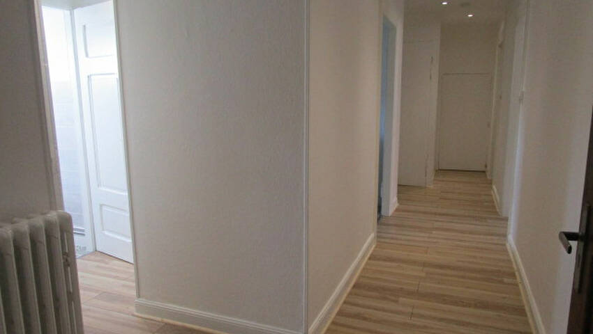 4253993j - Attribut alt par défaut.