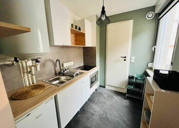 49759563a - Attribut alt par défaut.